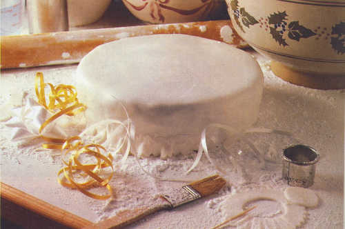 Darina Allen&rsquo;s Iced Christmas Cake 