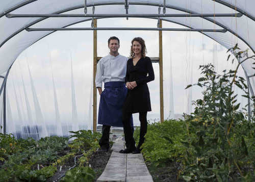 Marie-Th&Atilde;&fnof;&Acirc;&copy;r&Atilde;&fnof;&Acirc;&uml;se & Ruairi de Blacam in Polytunnel