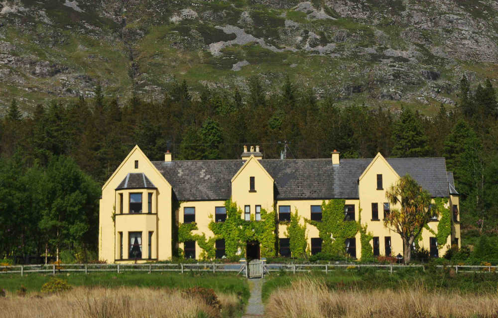 Lough Inagh Lodge